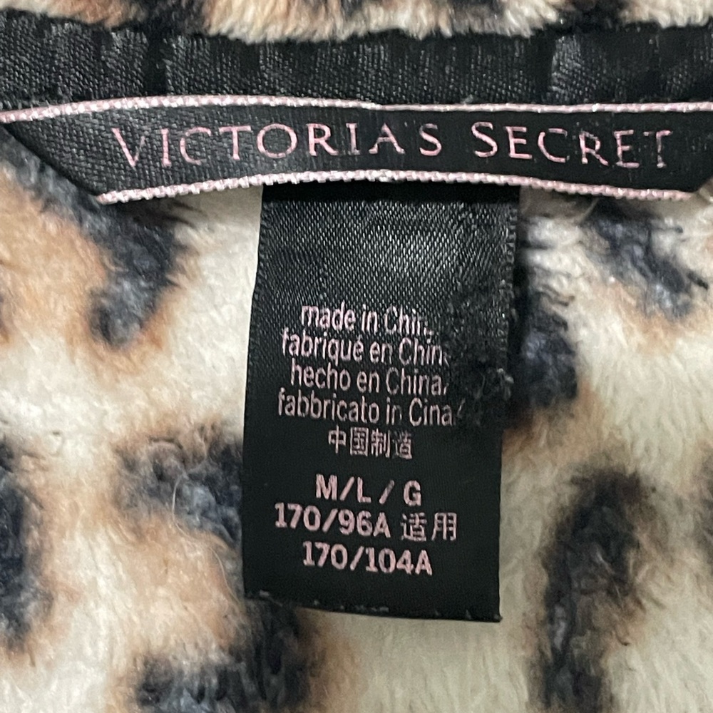 Victoria Secret Leopard Robe M/L - Picture 4 of 4